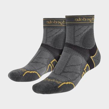 Grey Bridgedale Men's Trail Running Lightweight T2 Merino Wool Sport 3/4 Crew Socks