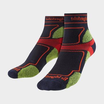 Dark Blue Bridgedale Men's Trail Running Ultralight T2 Coolmax Sport 3/4 Crew Socks