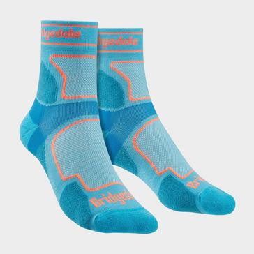 Blue Bridgedale Women's Trail Running Ultralight T2 Coolmax Sport 3/4 Crew Socks