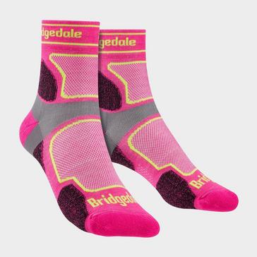 Pink Bridgedale Women's Trail Running Ultralight T2 Coolmax Sport 3/4 Crew Socks