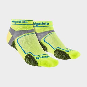 Yellow Bridgedale Men's Trail Running Ultralight T2 Coolmax Sport Low Cut Socks