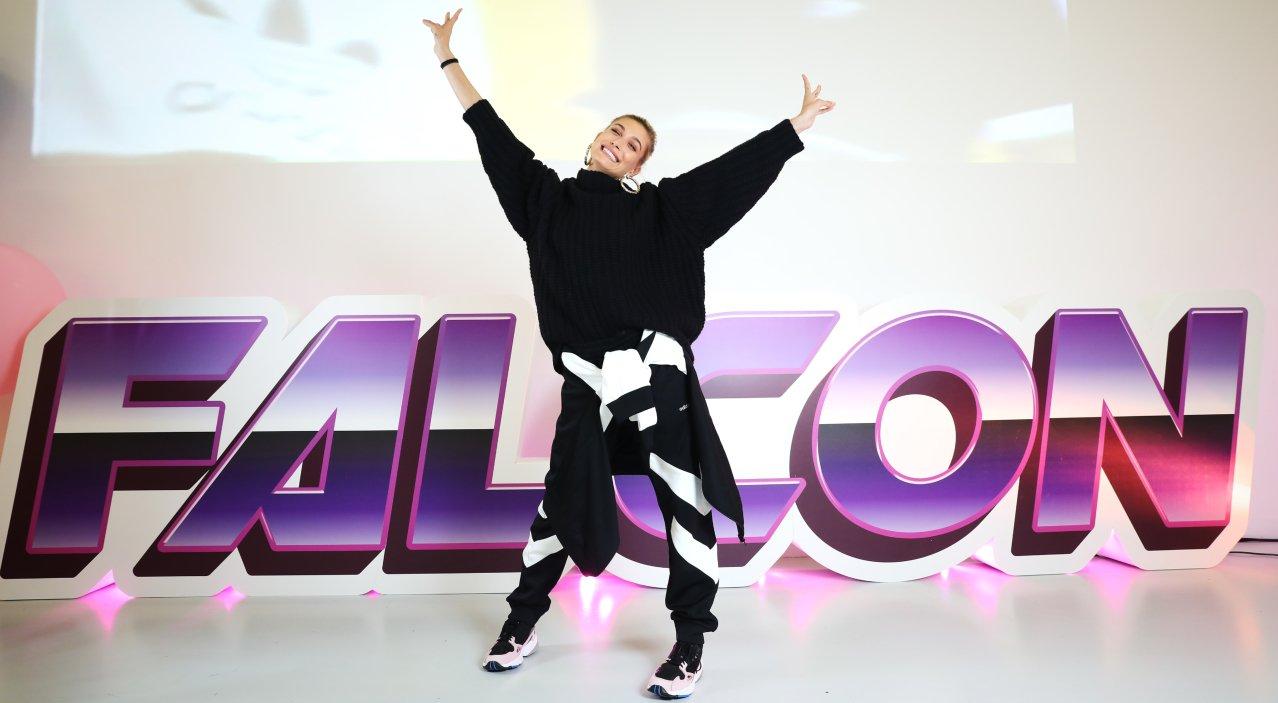 Evento con sfilata adidas Originals Falcon x Haley Baldwin
