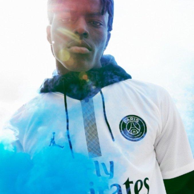 Collezione abbigliamento Jordan x PSG