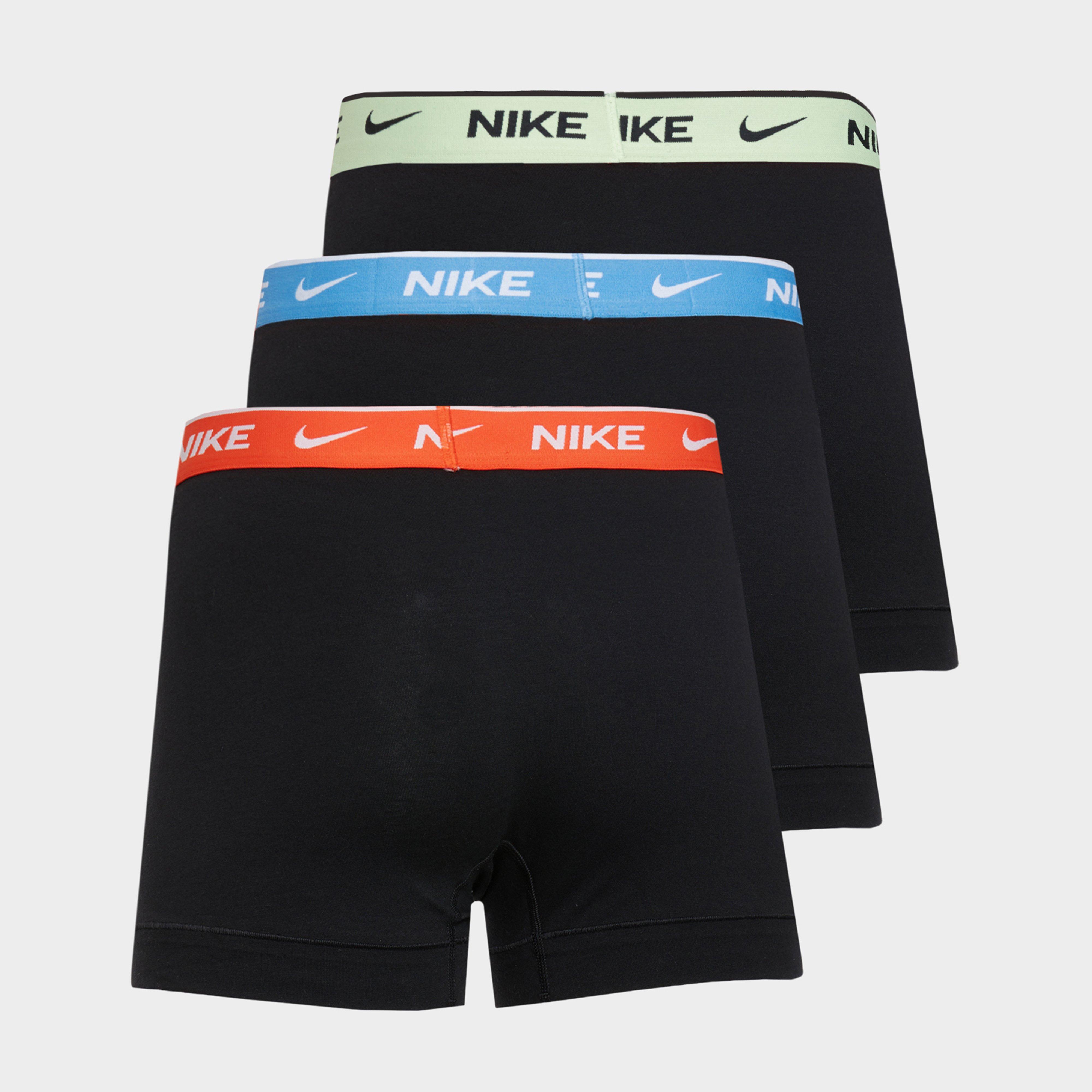 Férfi fehérnemű NIKE BOXERALSÓ TRUNK 3PK