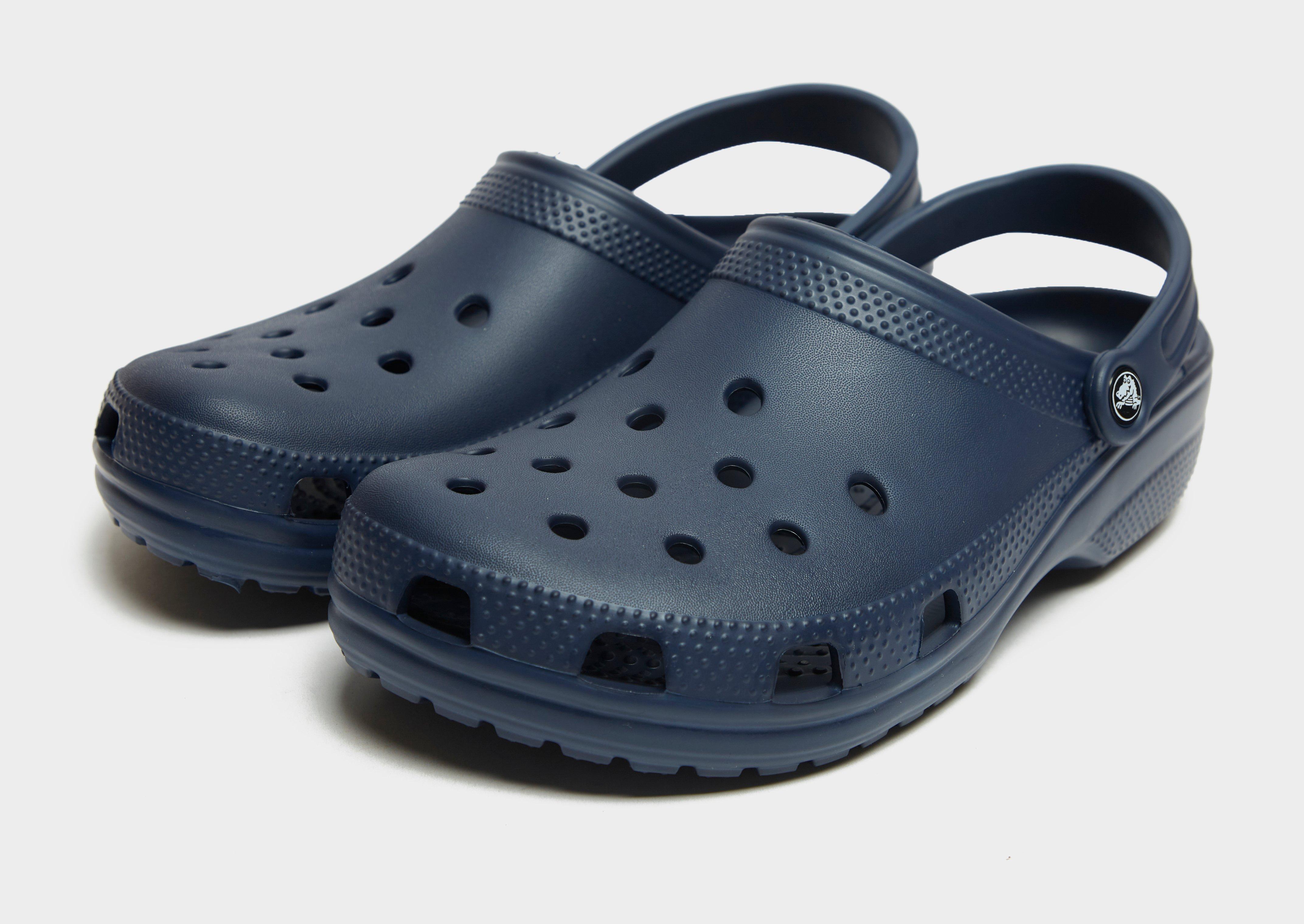 Férfi papucsok és flip-flopok CROCS CLASSIC CLOG  10001410 Sötétkék