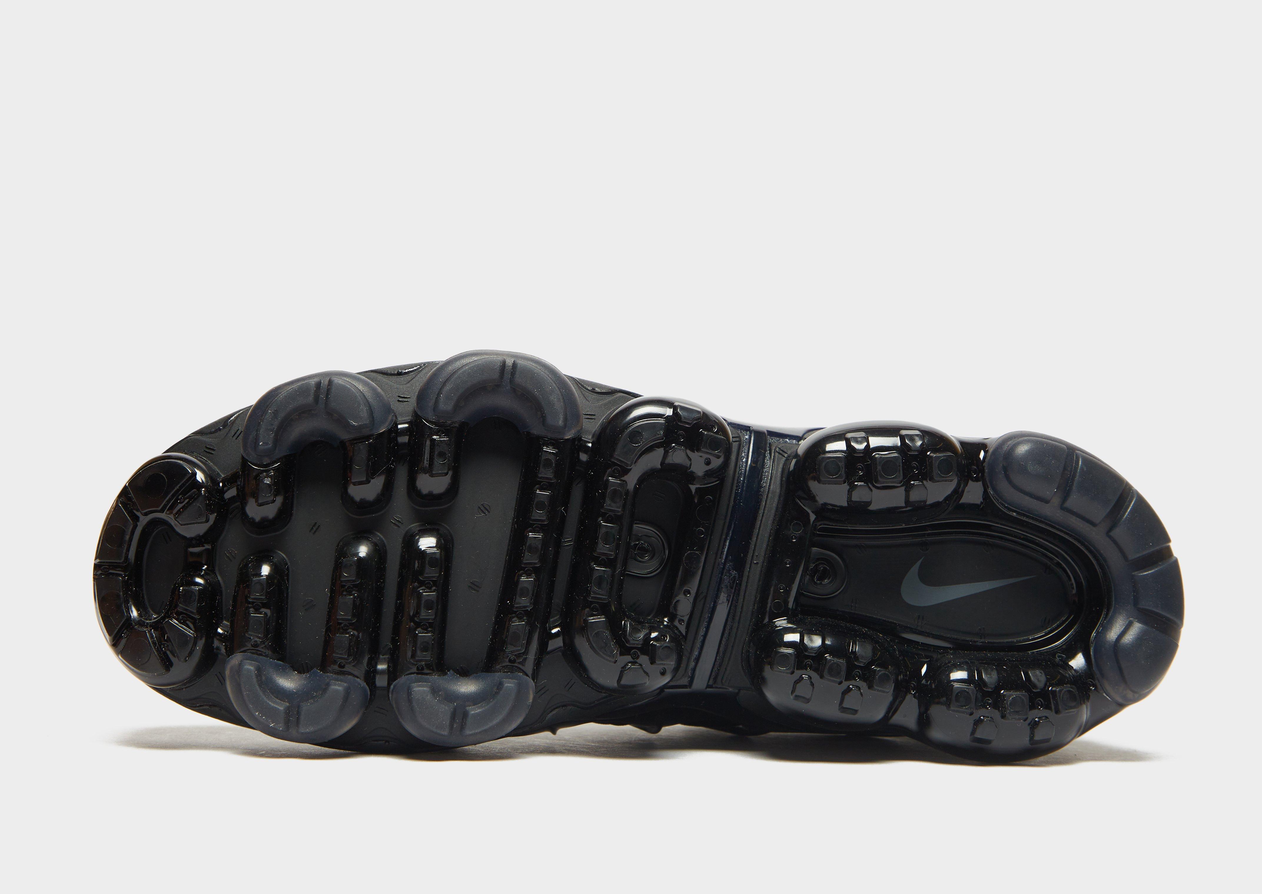 nike vapormax plus size 4