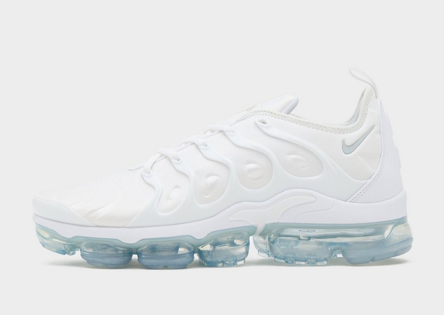 Férfi sneakers NIKE AIR VAPORMAX PLUS 924453-100 Fehér