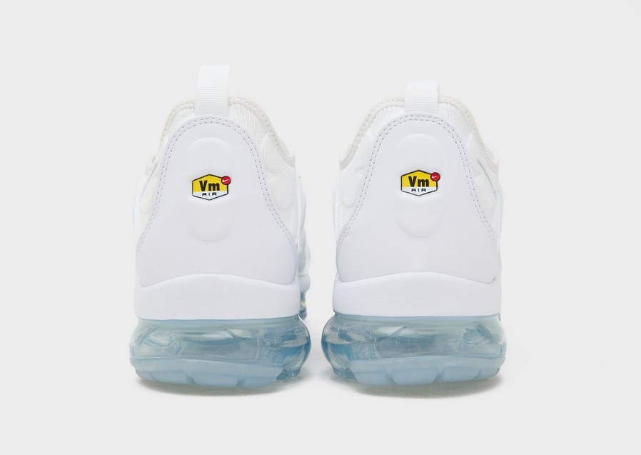 Férfi sneakers NIKE AIR VAPORMAX PLUS 924453-100 Fehér