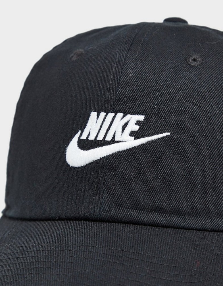 Șapcă pentru femei NIKE șapcă NIKE SPORTSWEAR HER 913011-010 Negru