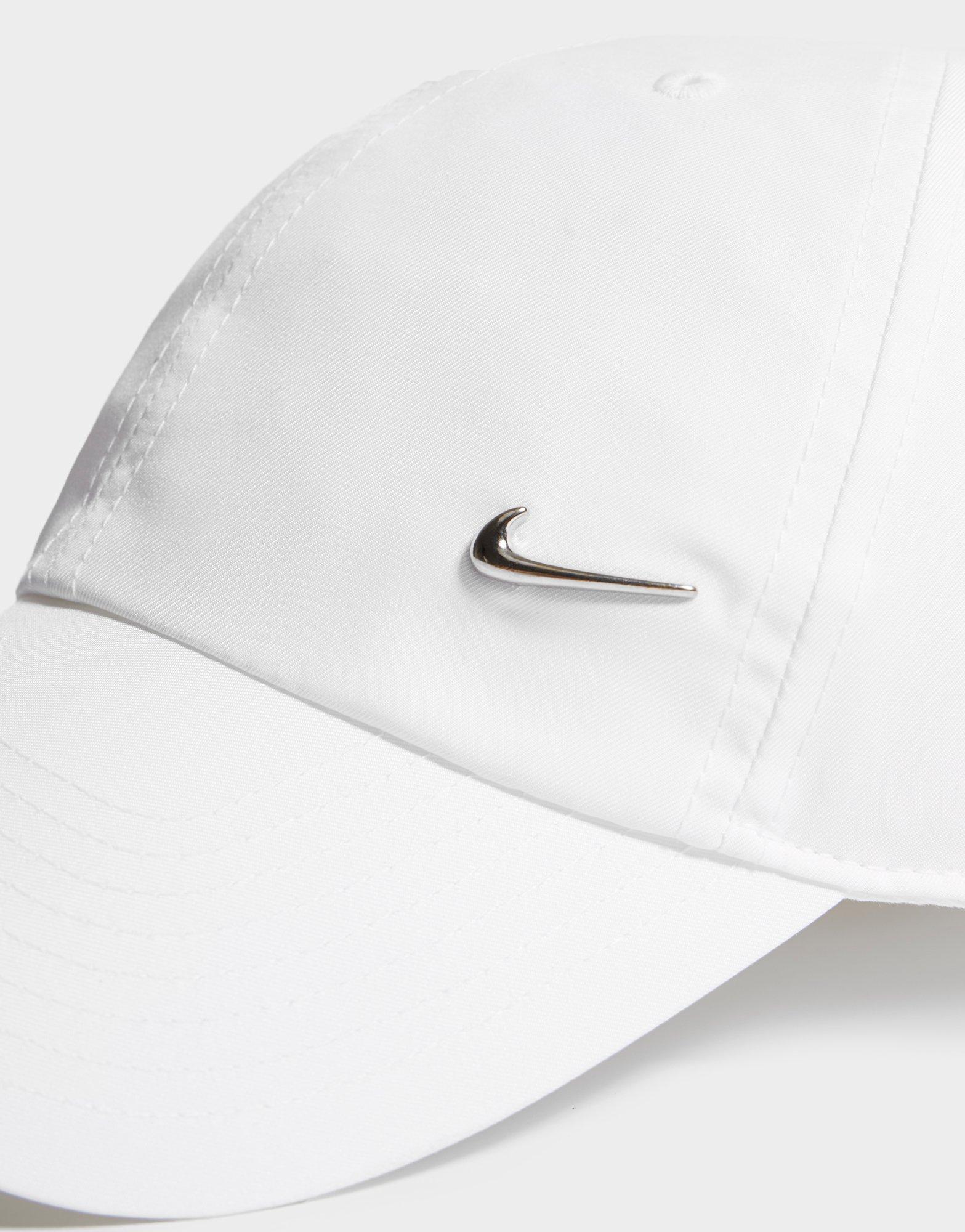 Moteriška kepurė su snapeliu NIKE KEPURĖ UNISEX SPORTSWEAR HERITAGE86 CAP 943092-100 Balta