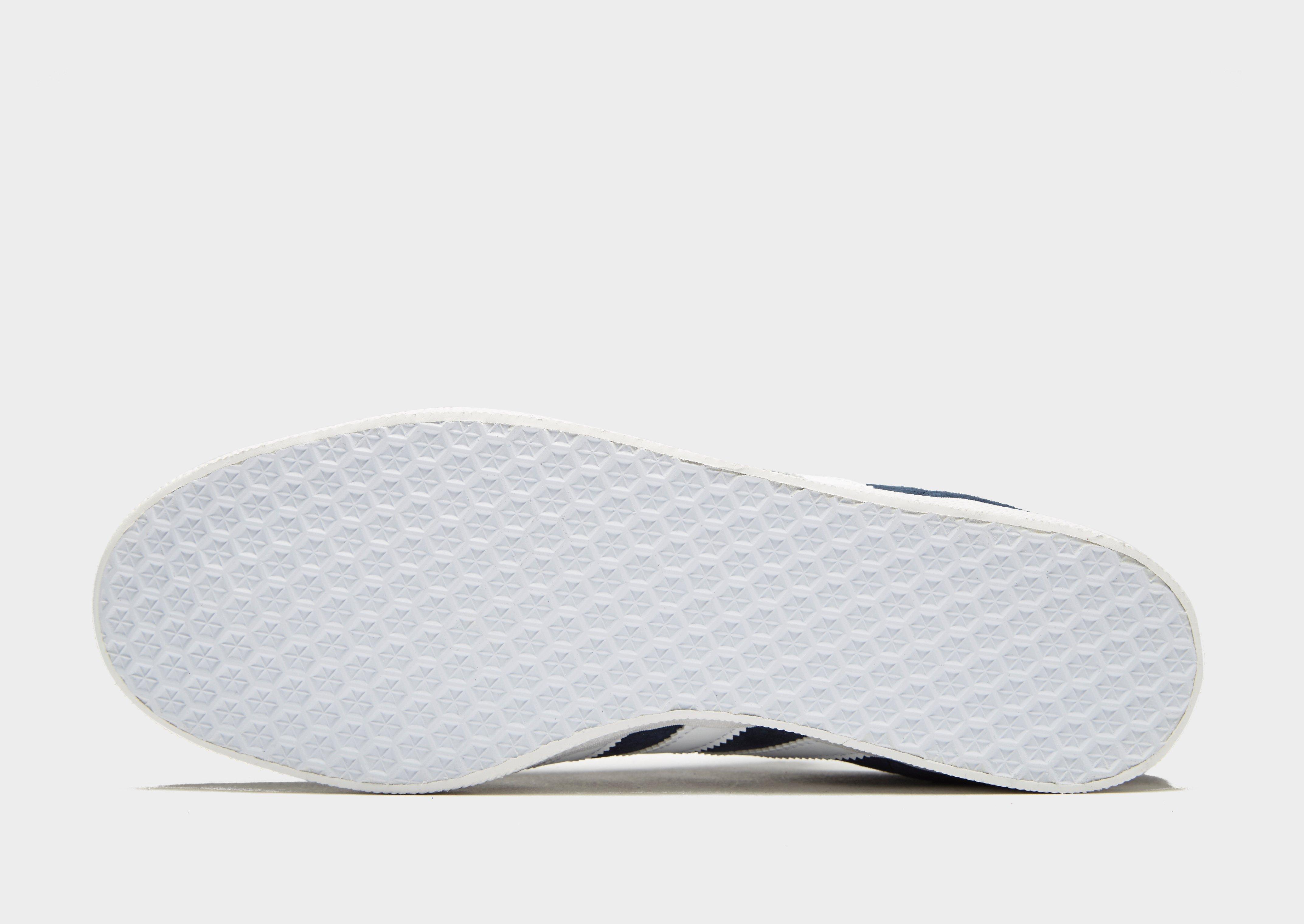 Мъжки маратонки ADIDAS GAZELLE BB5478 Тъмносин