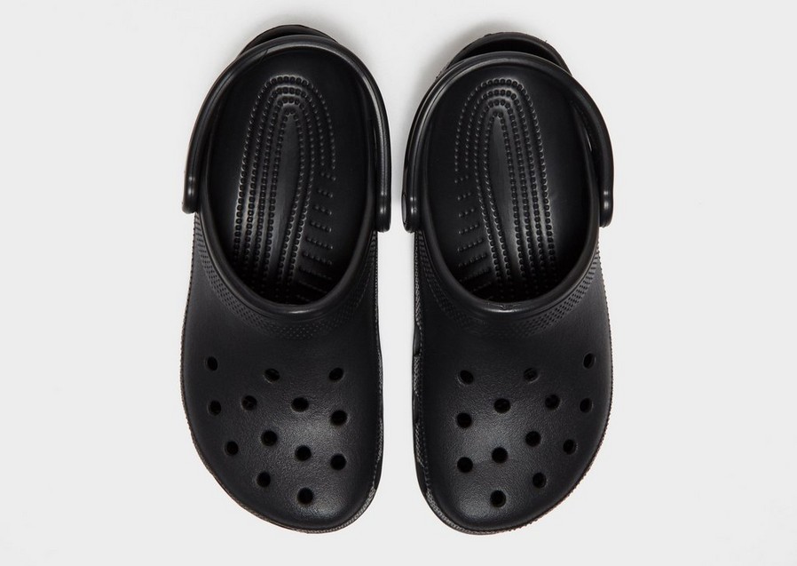 Női papucsok és flip-flopok CROCS CLASSIC CLOG 