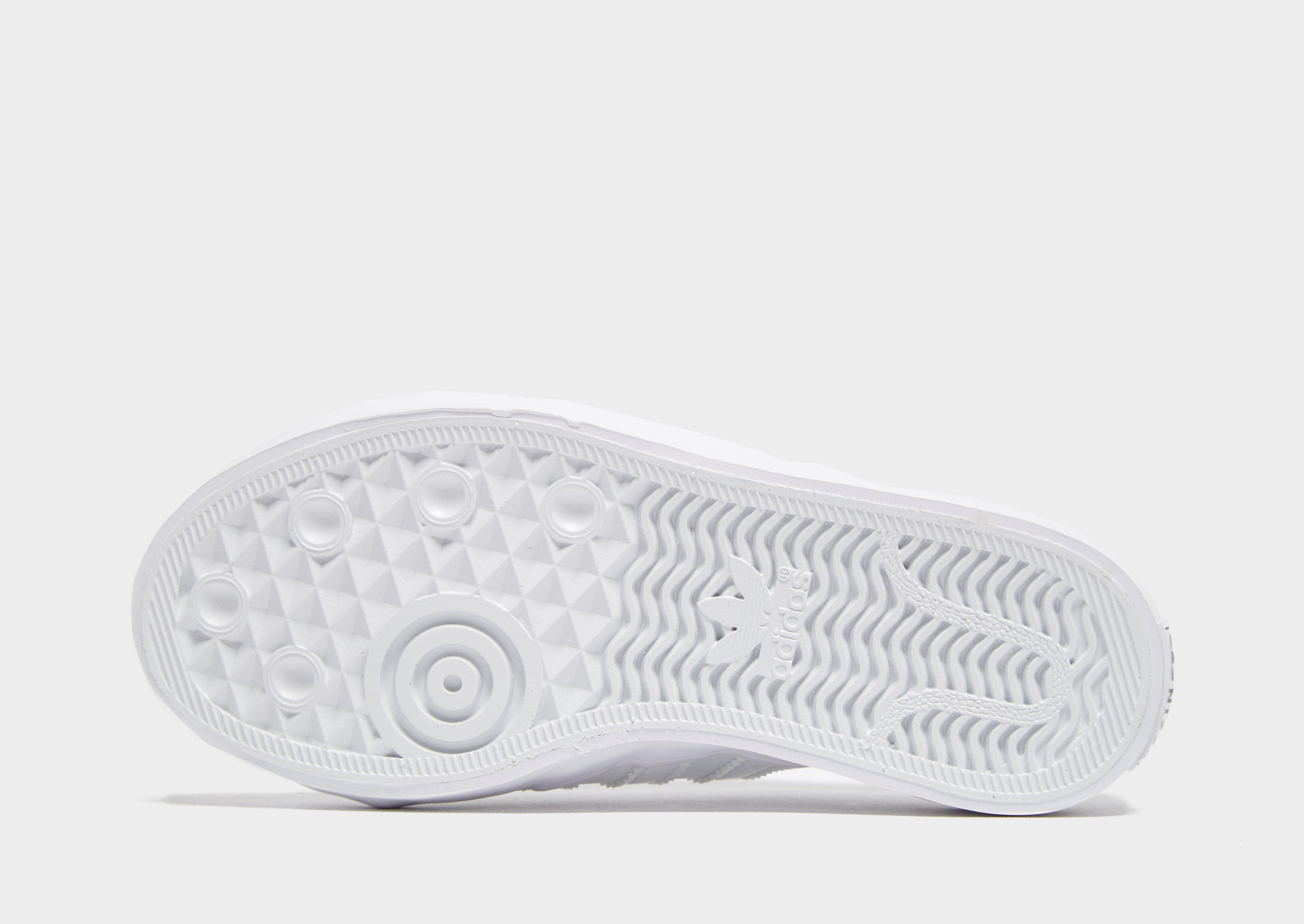 Inkariukai vaikams ADIDAS NIZZA LO  BB5574 Balta