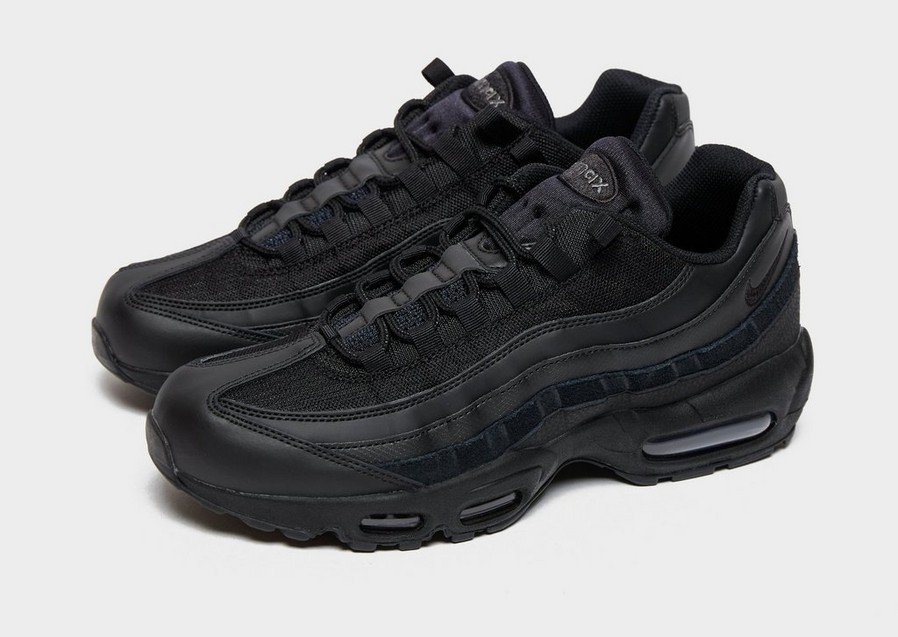 Nike store 95 essential