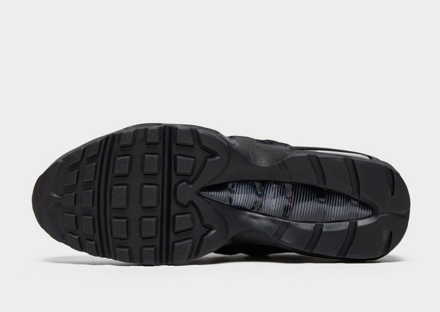 Чоловічі кросівки NIKE AIR MAX 95 ESSENTIAL CI3705-001 Чорний
