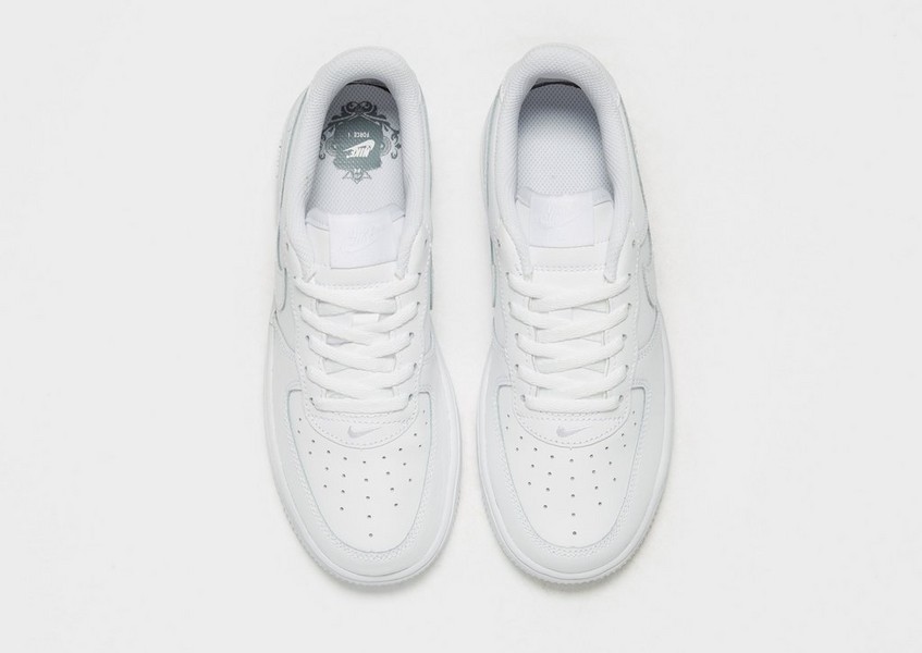 Nike Air Force 1 '07 Lv8