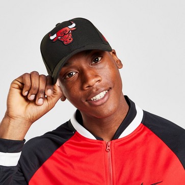Șapcă pentru femei NEW ERA CACIULA THE LEAGUE CHIBUL OTC THE LEAGUE CHI BULLS O