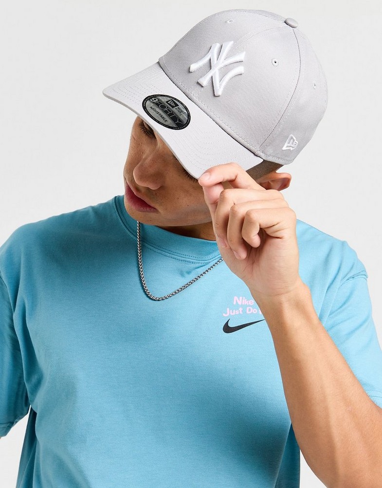 Czapka z daszkiem damska NEW ERA MLB 9FORTY NEW YORK YANKEES CAP GRAY/WHITE 10531940 Szary