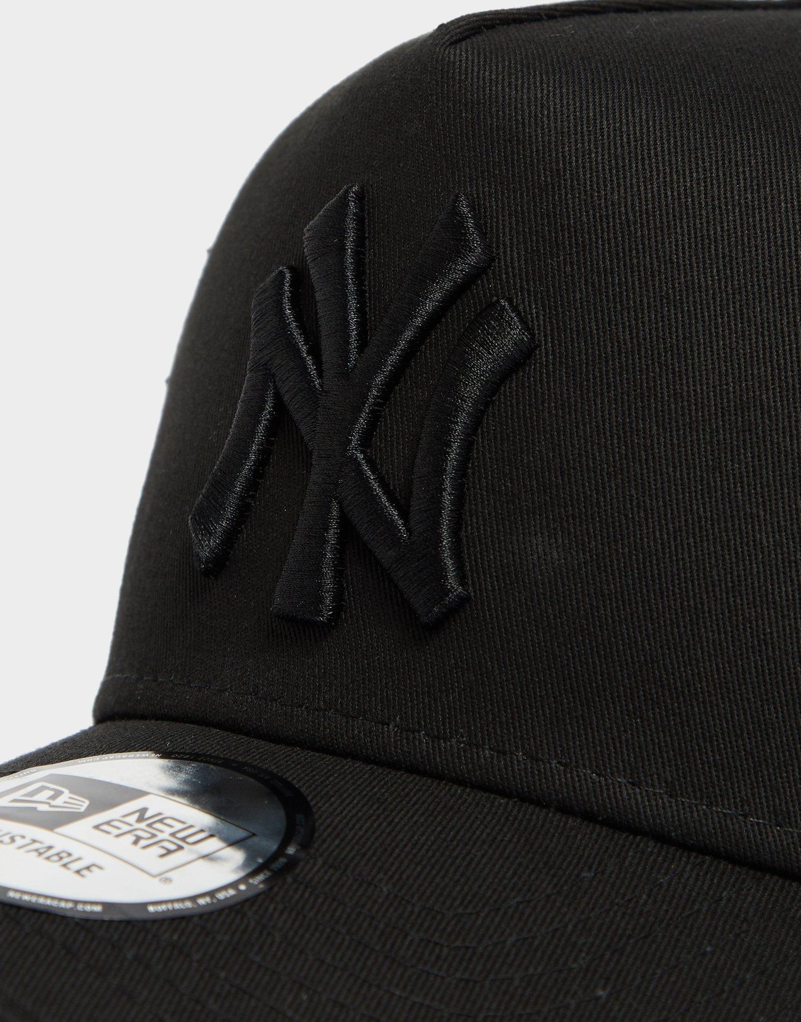 Pánska čiapka NEW ERA ČIAPKA MLB TRUCKER NYY NEW YORK YANKEES BLKBLK 11579474 Čierna