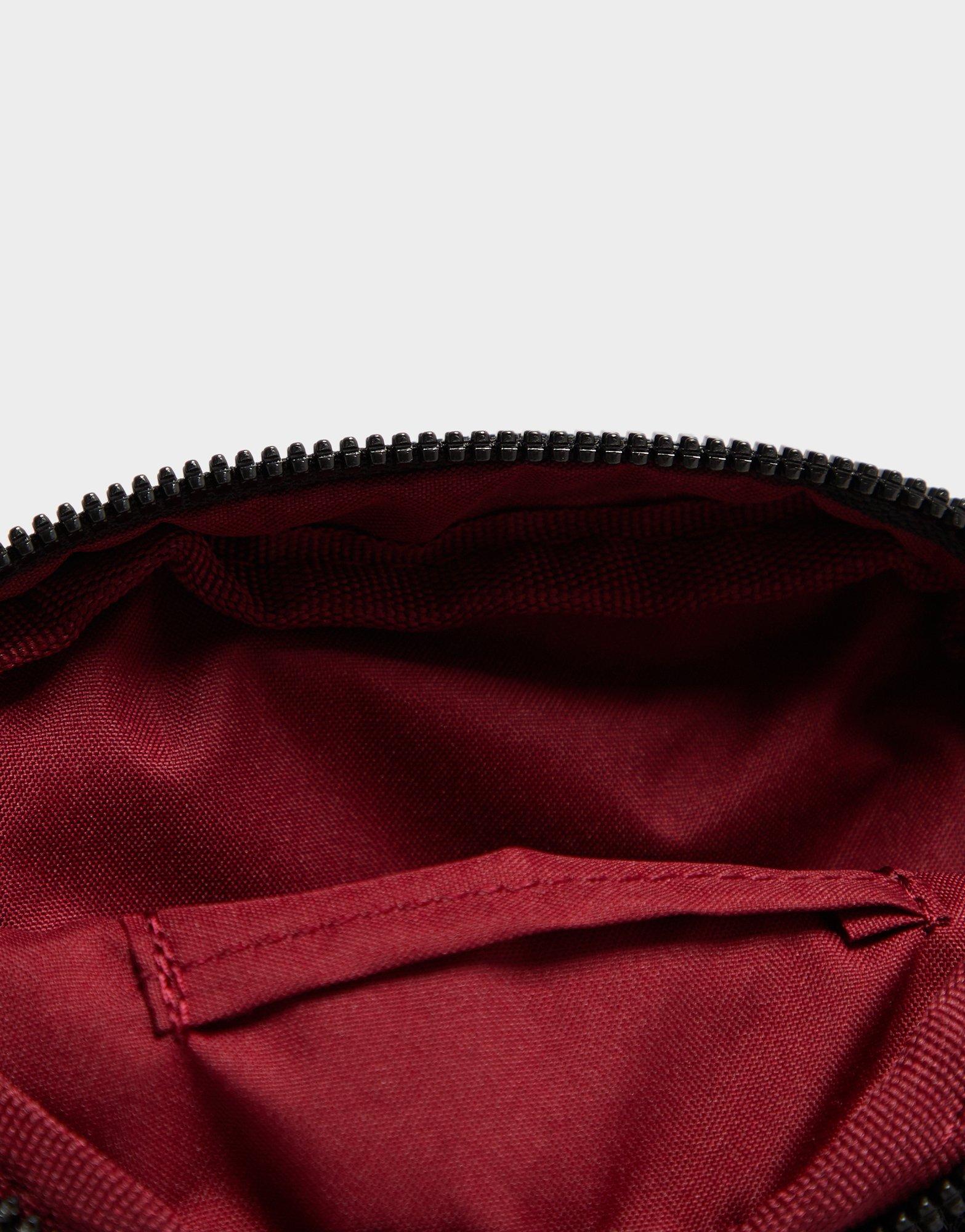 Női sporttáská NIKE TÁSKA MINI SMALL ITEMS BAG BA5871-010 Fekete