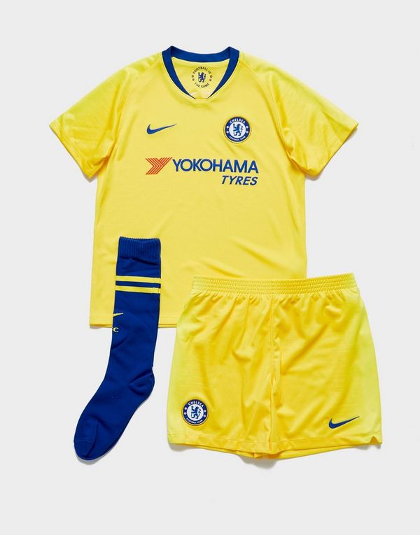 completo calcio Chelsea 2018 completo calcio Chelsea 2018