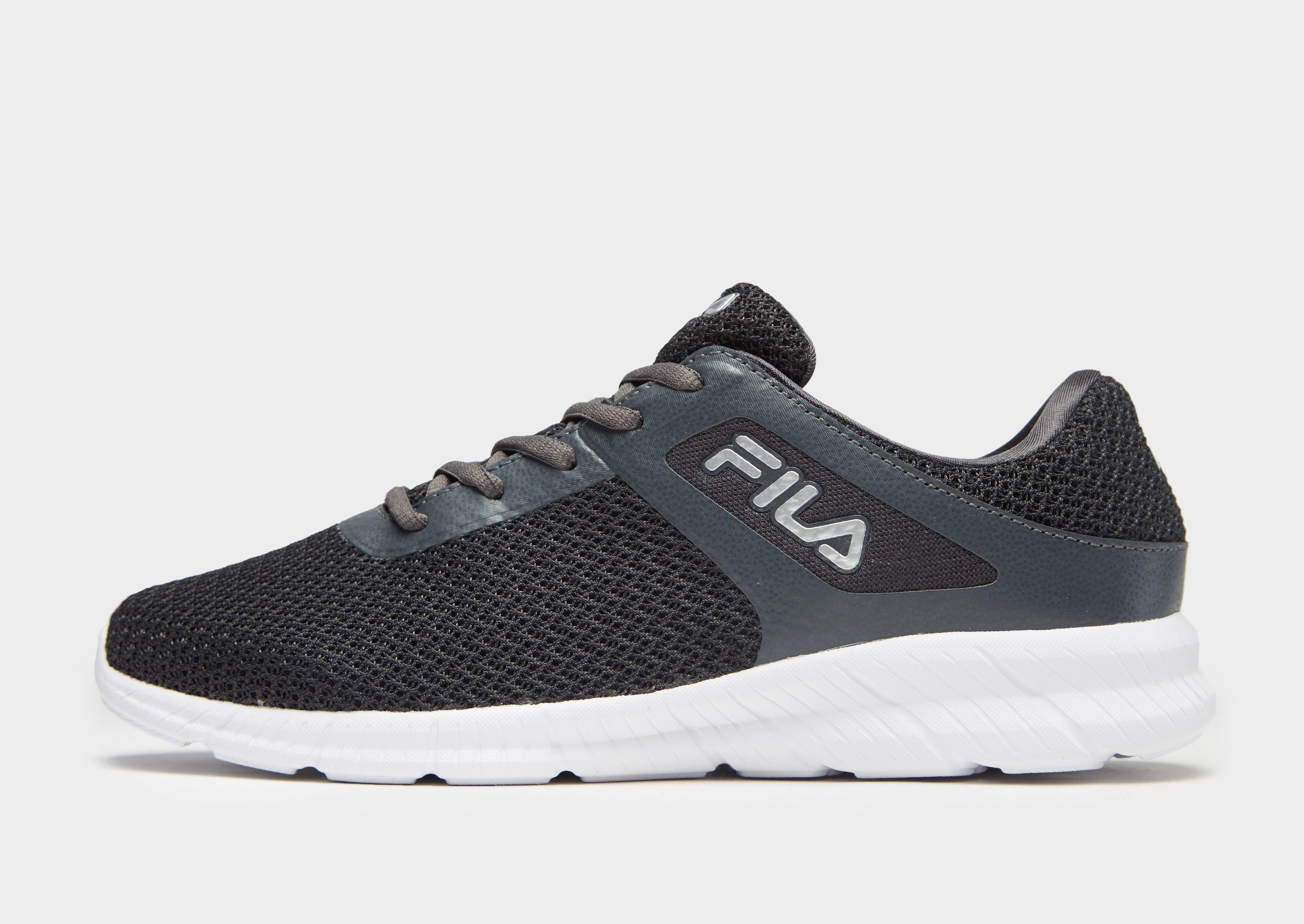 mens grey fila trainers