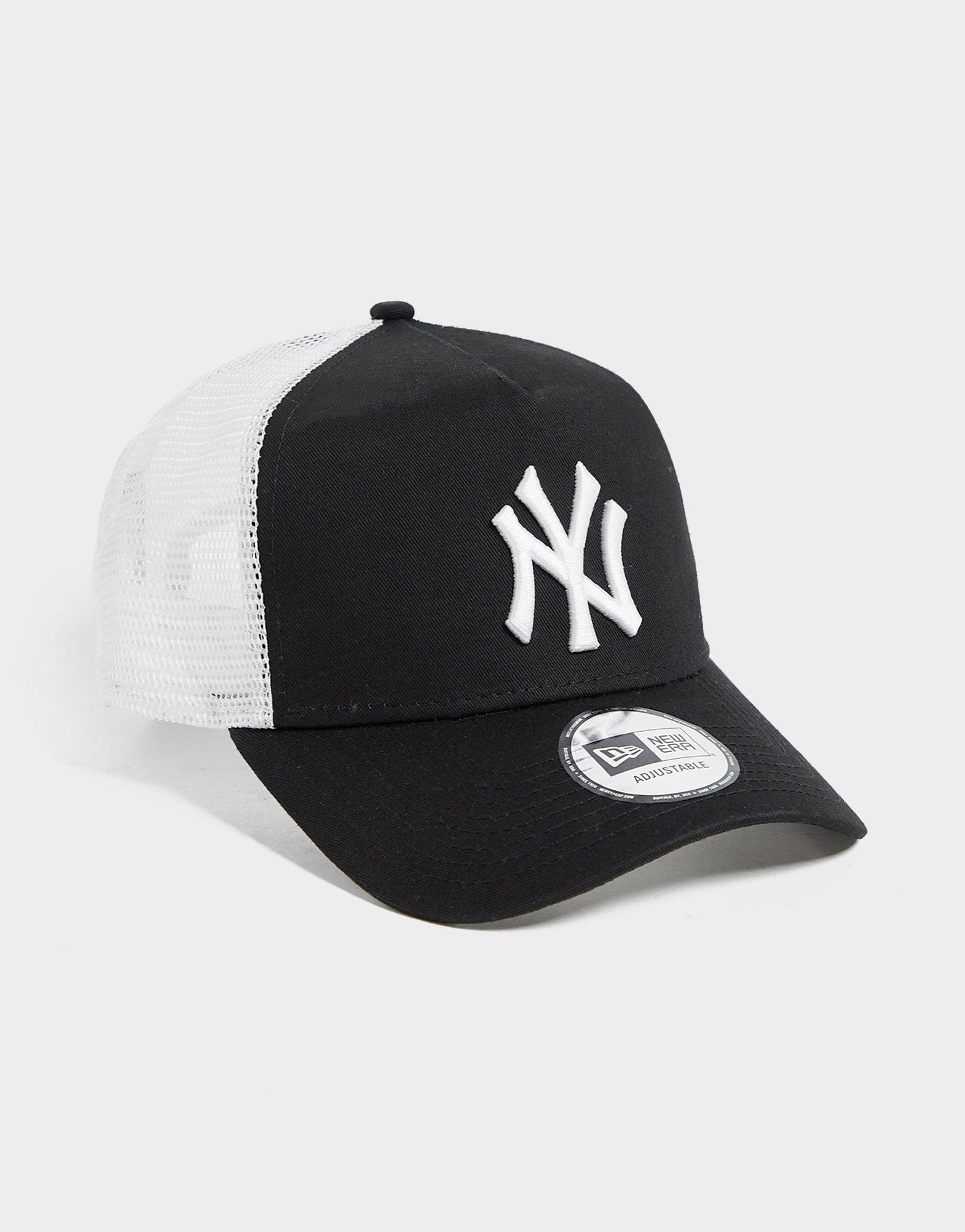 Muška šilterica NEW ERA KAPA CLEAN TRUCKER NYY BLACK NEW YORK YANKEES BLK 11588491 crna