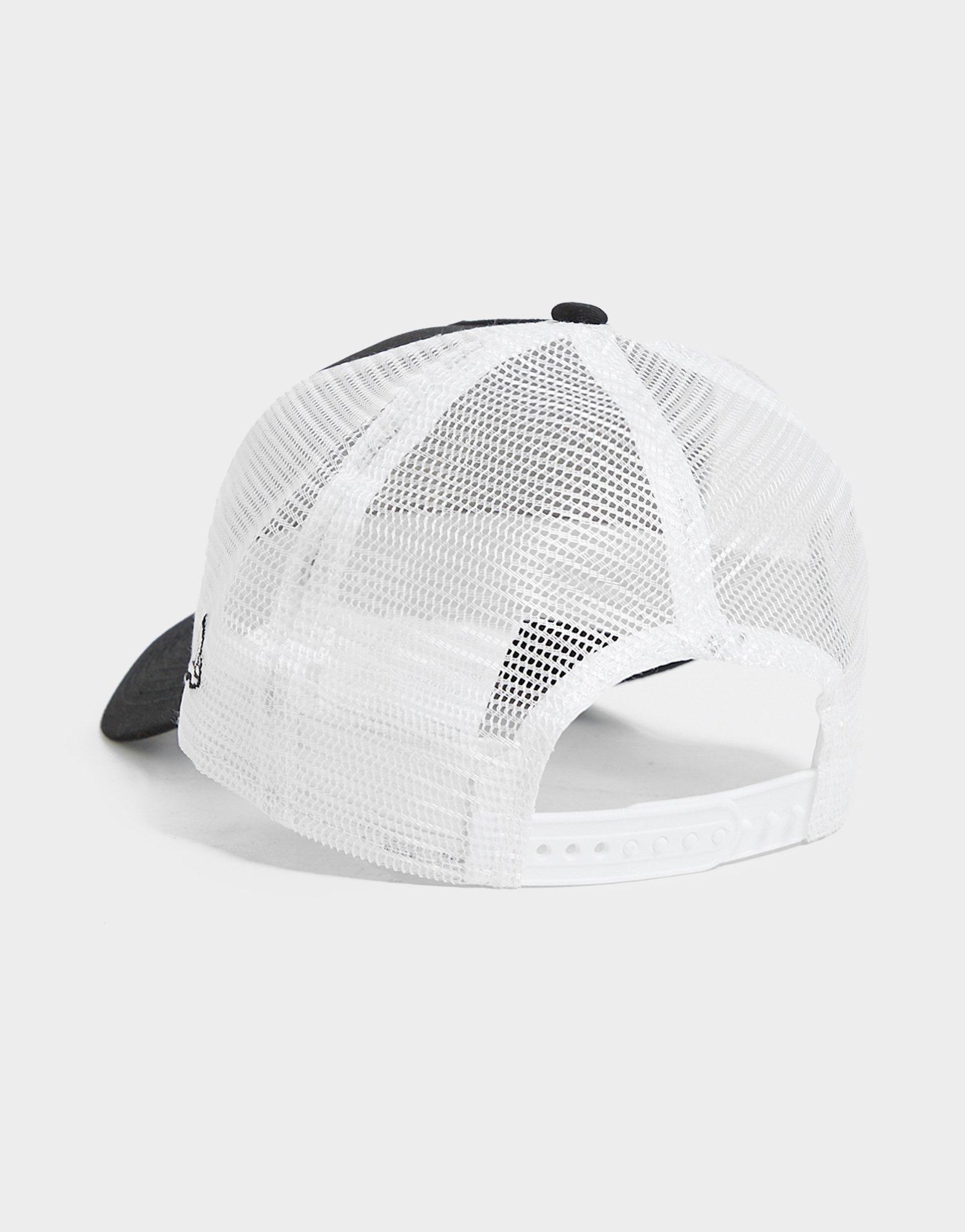 Muška šilterica NEW ERA KAPA CLEAN TRUCKER NYY BLACK NEW YORK YANKEES BLK 11588491 crna