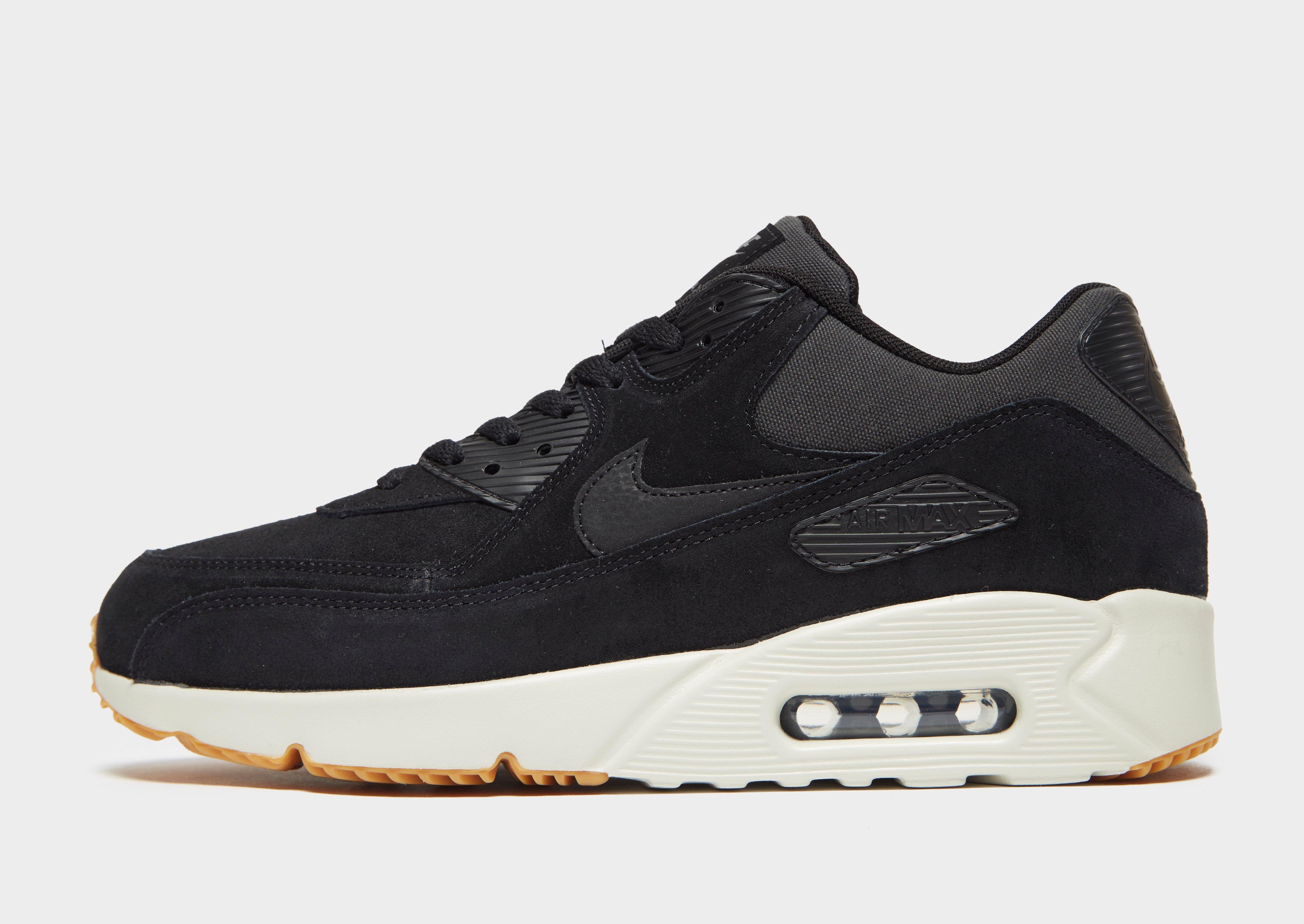 black suede air max