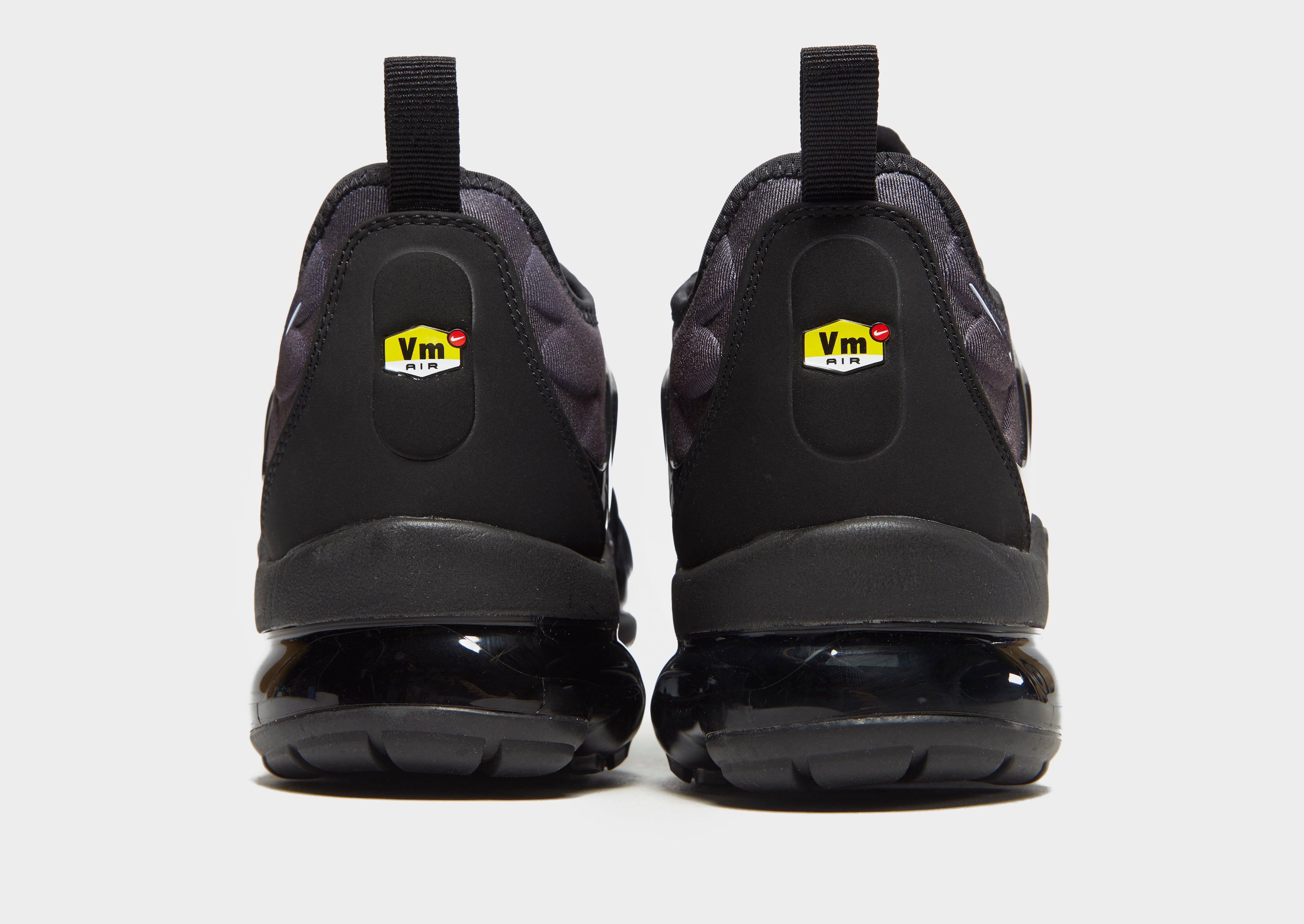 Мъжки маратонки NIKE AIR VAPORMAX PLUS 924453-018 Черен