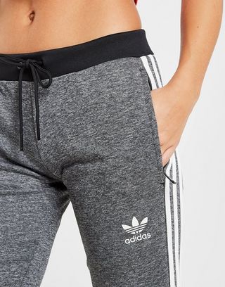 adidas Originals 3 Stripes Trainingshose Damen | JD Sports adidas Originals 3 Stripes Trainingshose Damen | JD Sports
