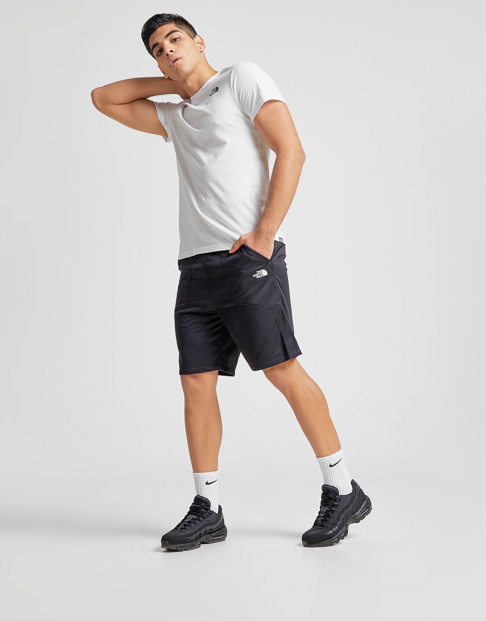 the north face train n logo shorts