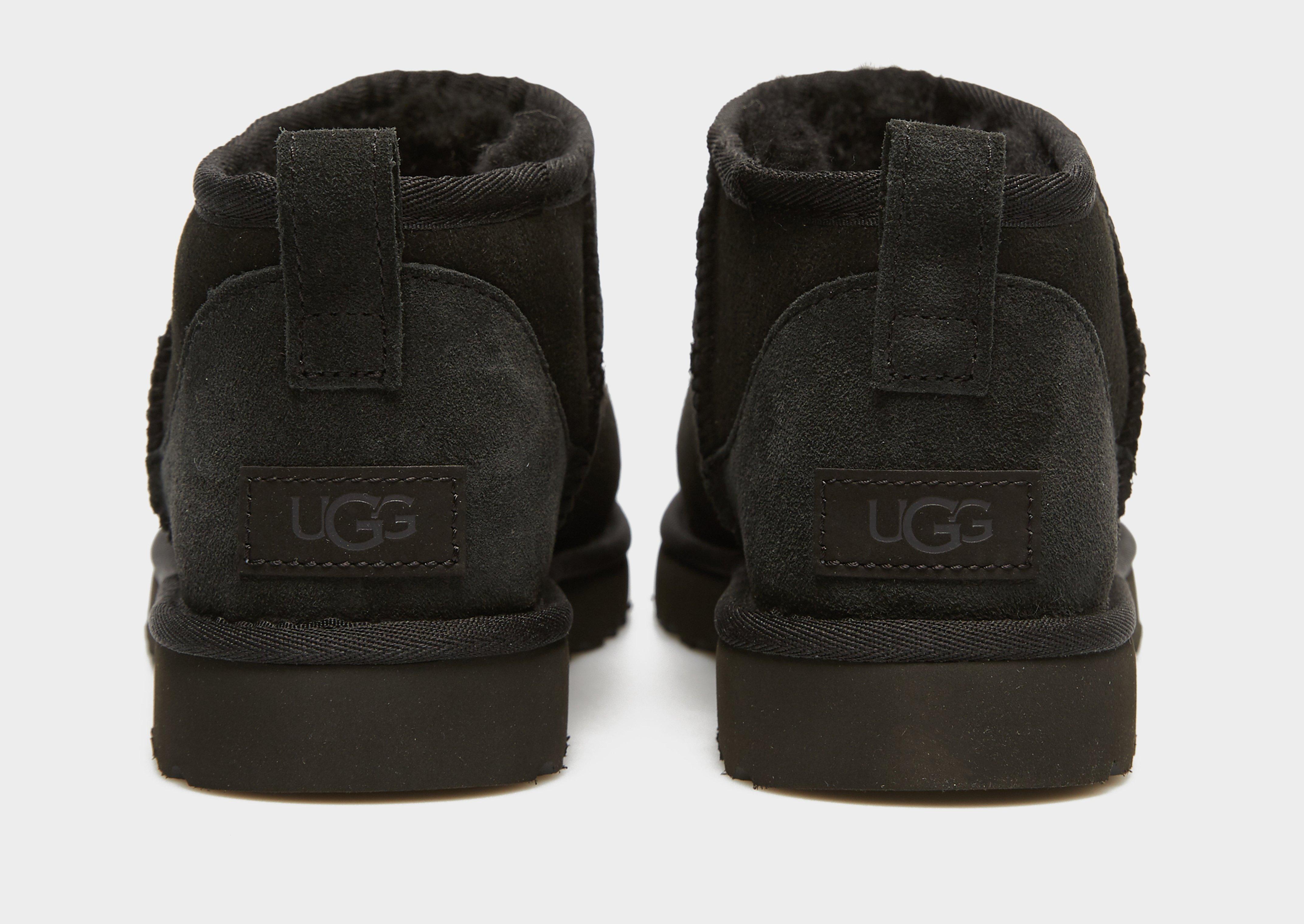 Buty zimowe damskie UGG CLASSIC ULTRA MINI 1116109-BLK Czarny