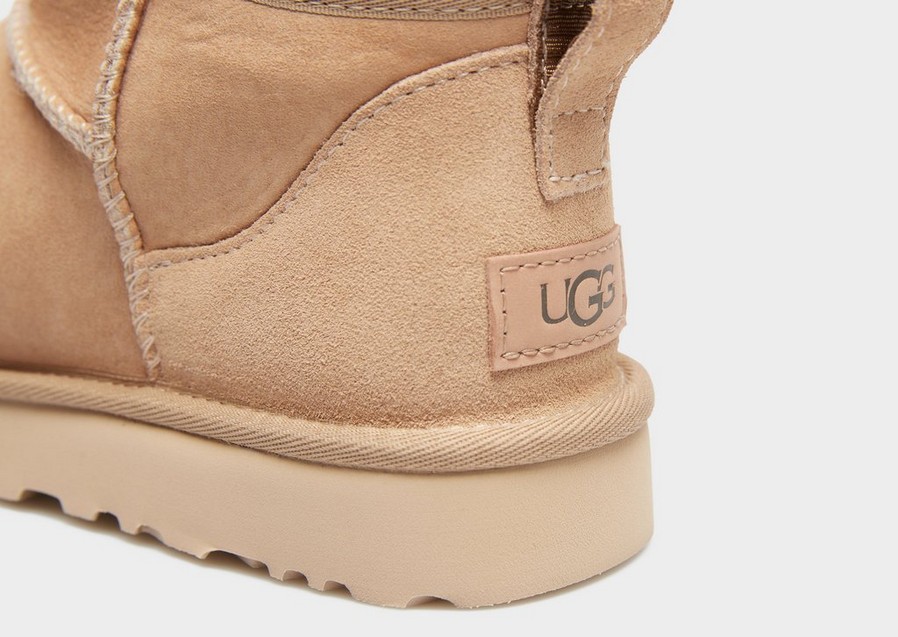 Buty zimowe damskie UGG CLASSIC ULTRA MINI 1116109-SAN Beżowy