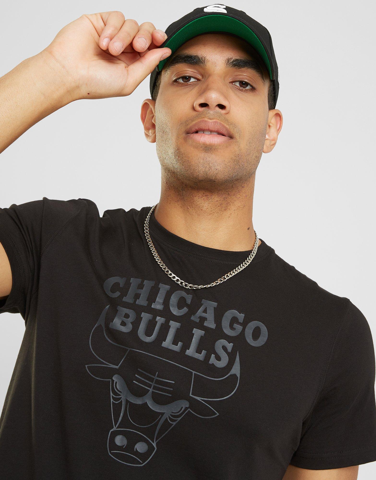 Koszulka, t-shirt męski NEW ERA T-SHIRT SS NBA REMAINING BULLS CHICAGO BULLS BLKBLK 11546155 Czarny