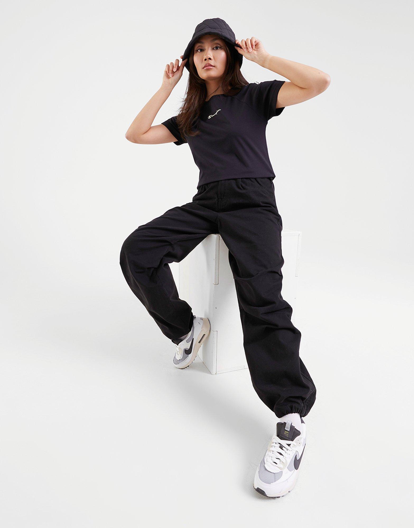 Дамска тениска CHAMPION ТЕНИСКА CREWNECK ТЕНИСКА 115578KK001 Черен