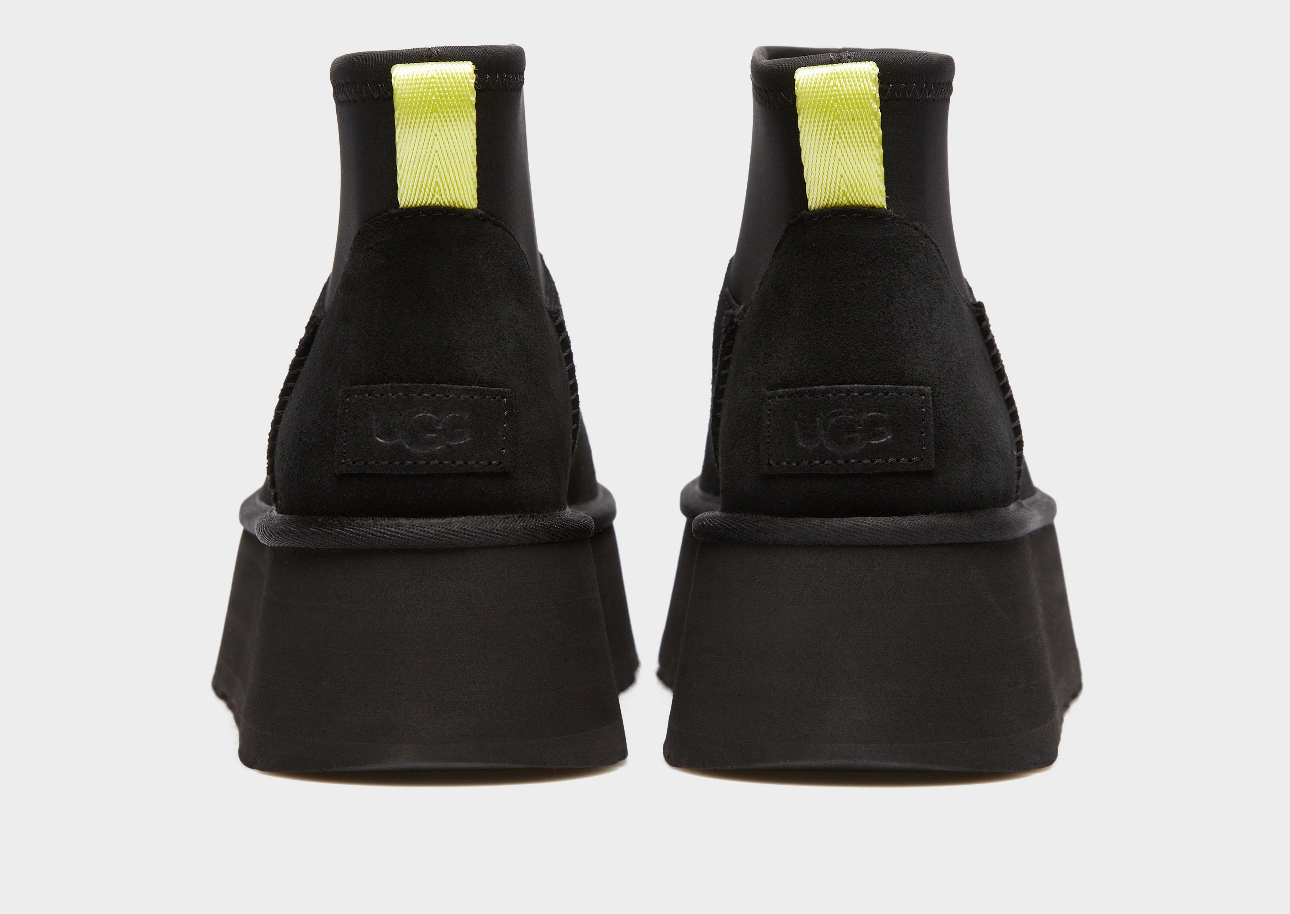 Дамски зимни обувки UGG W CLASSIC MINI DIPPER 1168170-BLK Черен