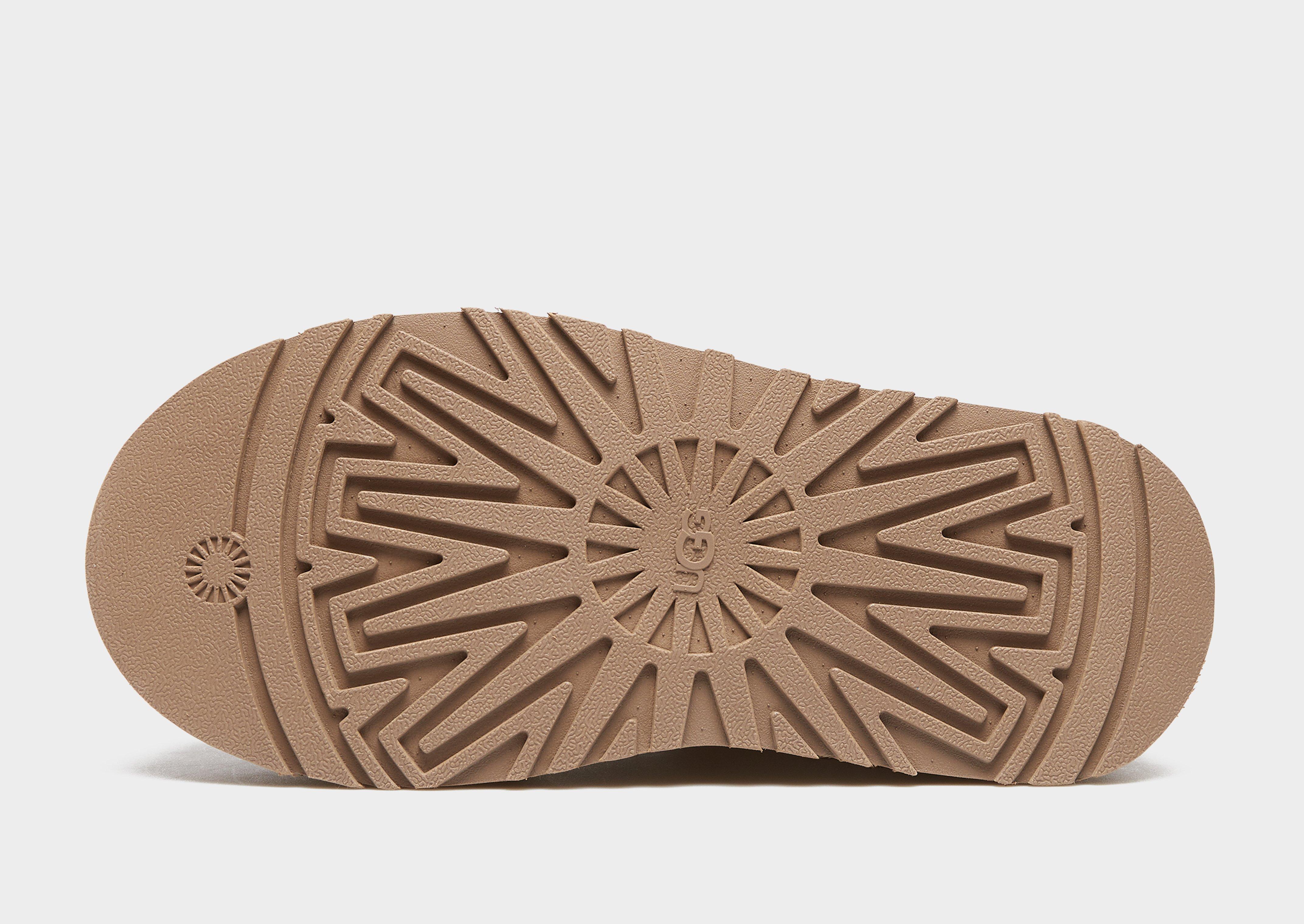 Дамски зимни обувки UGG W CLASSIC MINI DIPPER 1168170-CHE Кафяв