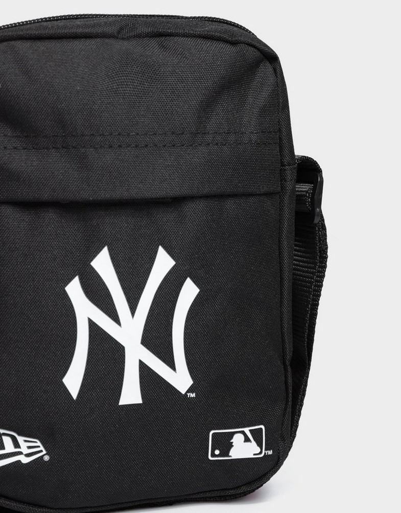 Damska NEW ERA TOREBKA MLB SIDE BAG NYY BLK BLKWHI NEW YORK YANKEES 11942030 Czarny