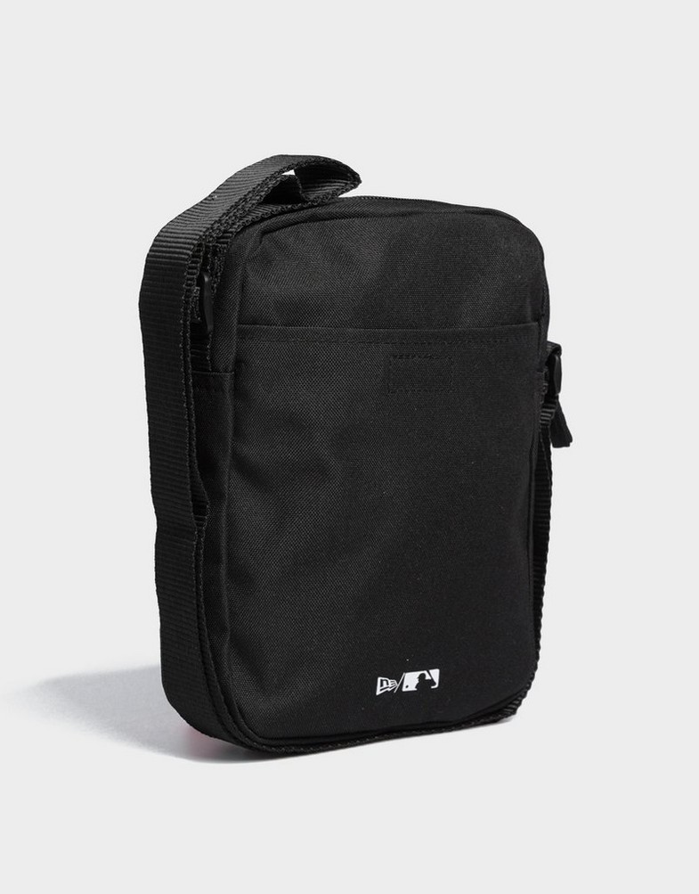 Damska NEW ERA TOREBKA MLB SIDE BAG NYY BLK BLKWHI NEW YORK YANKEES 11942030 Czarny