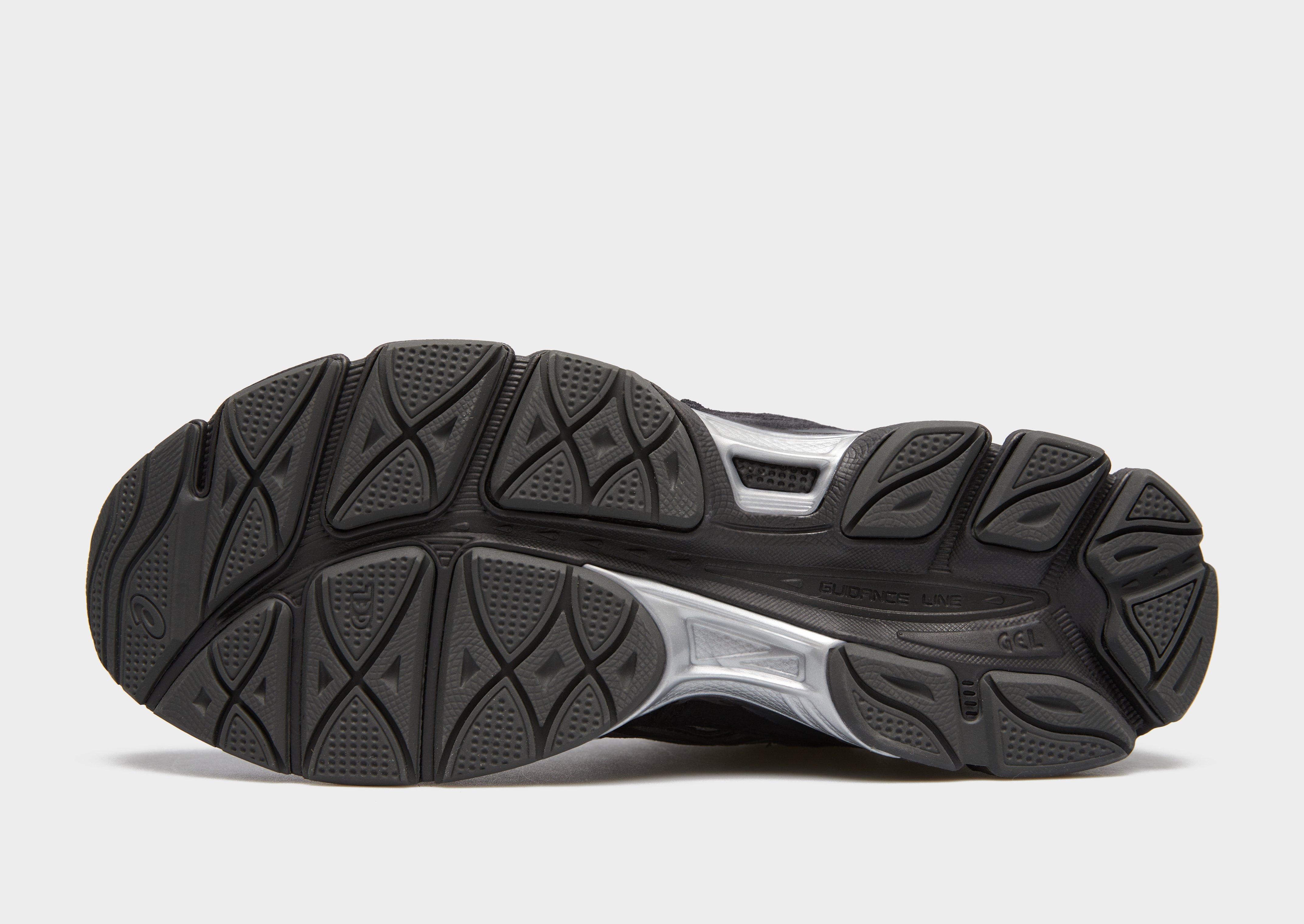 Чоловічі кросівки ASICS GEL-NYC 1203A940-001 Чорний