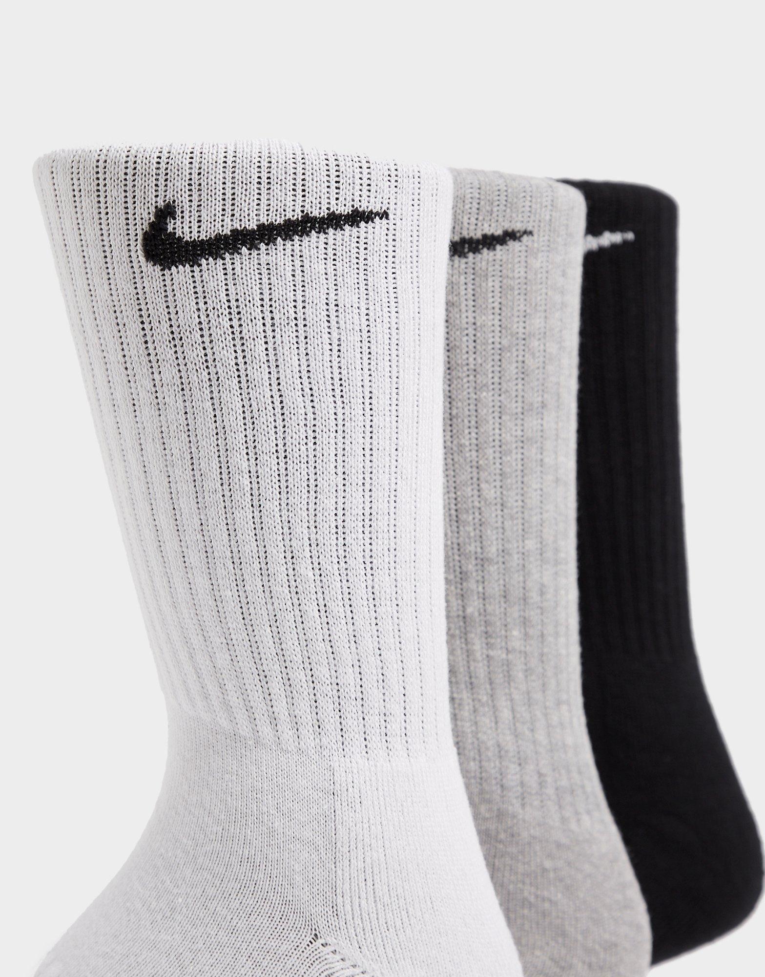 Női zokni NIKE 3-PACK CUSHIONED CREW SOCKS  SX7664-964 Színes