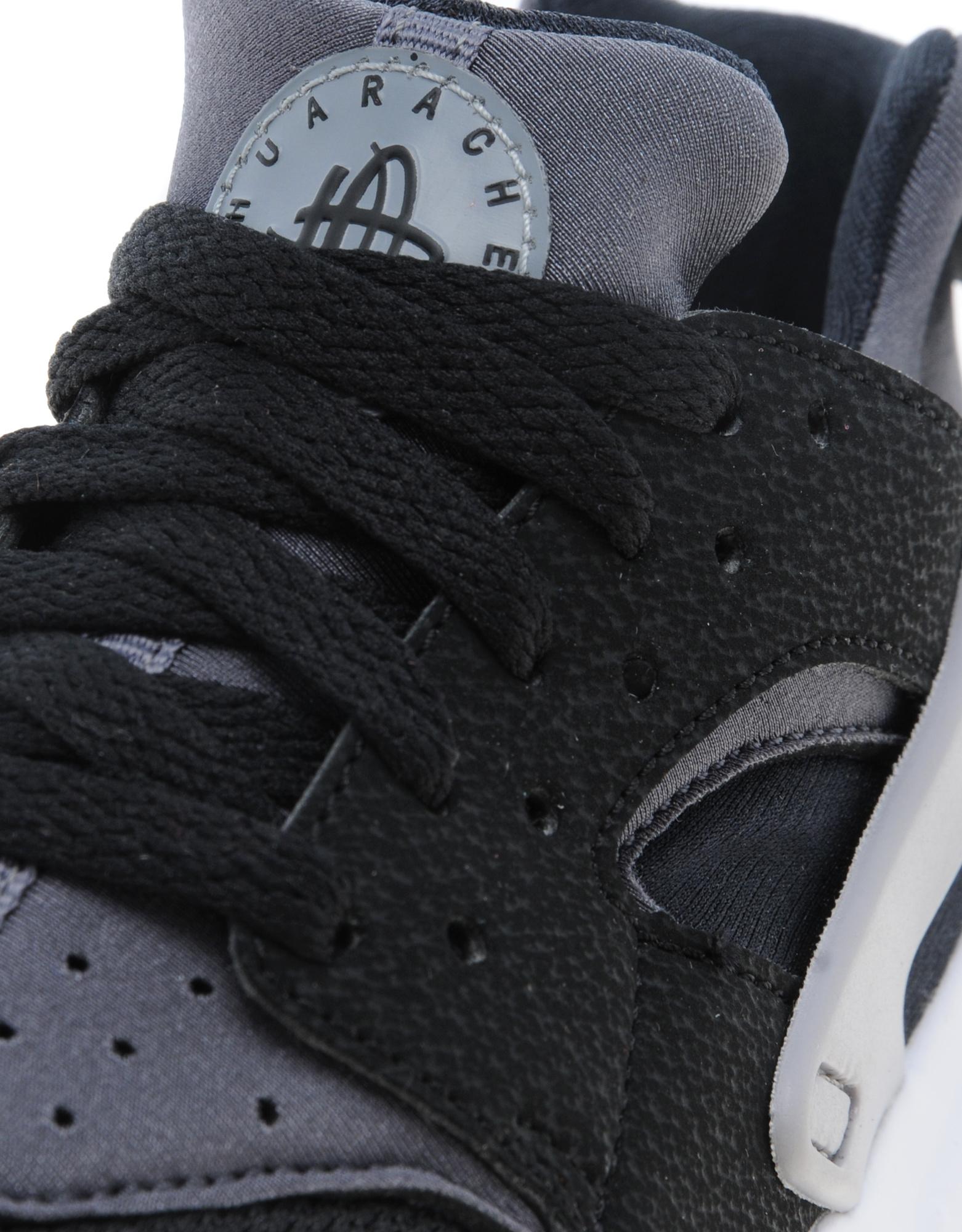 Nike Huarache Triple Black Junior Nike Huarache Triple Black Junior