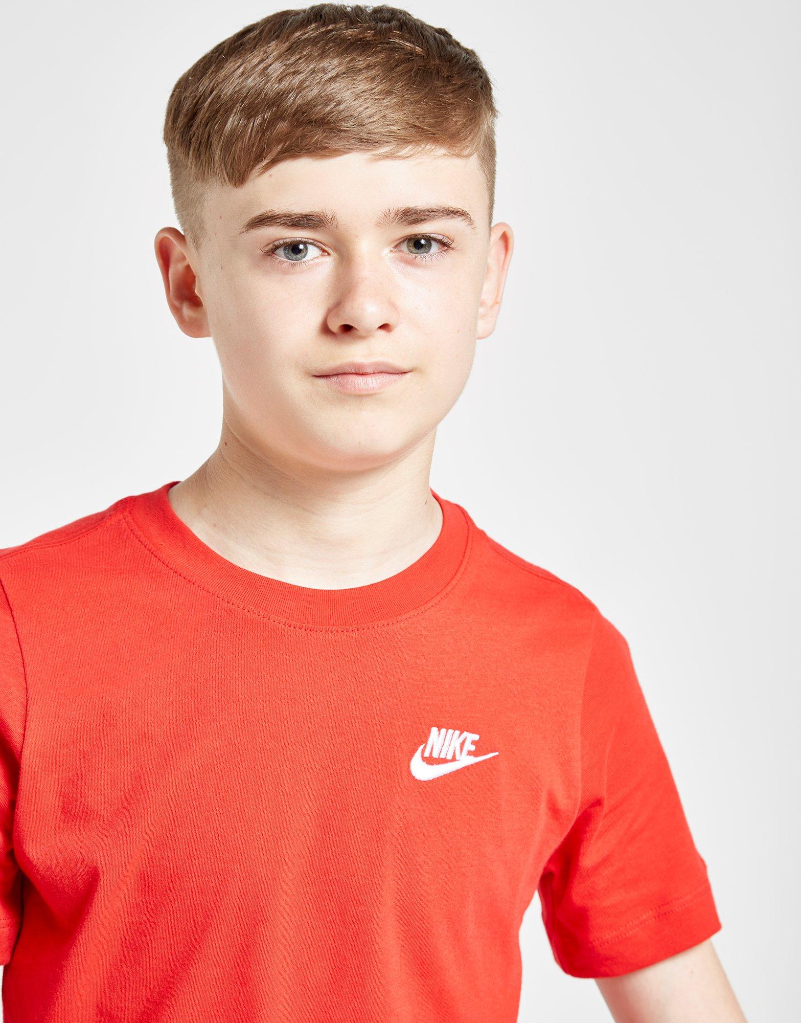 Gyerek póló NIKE PÓLÓ S/LOGO TEE U'RED B AR5254-657 Piros