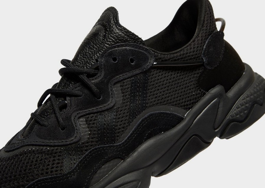 Adidași pentru bărbați ADIDAS OZWEEGO EE6999 Negru