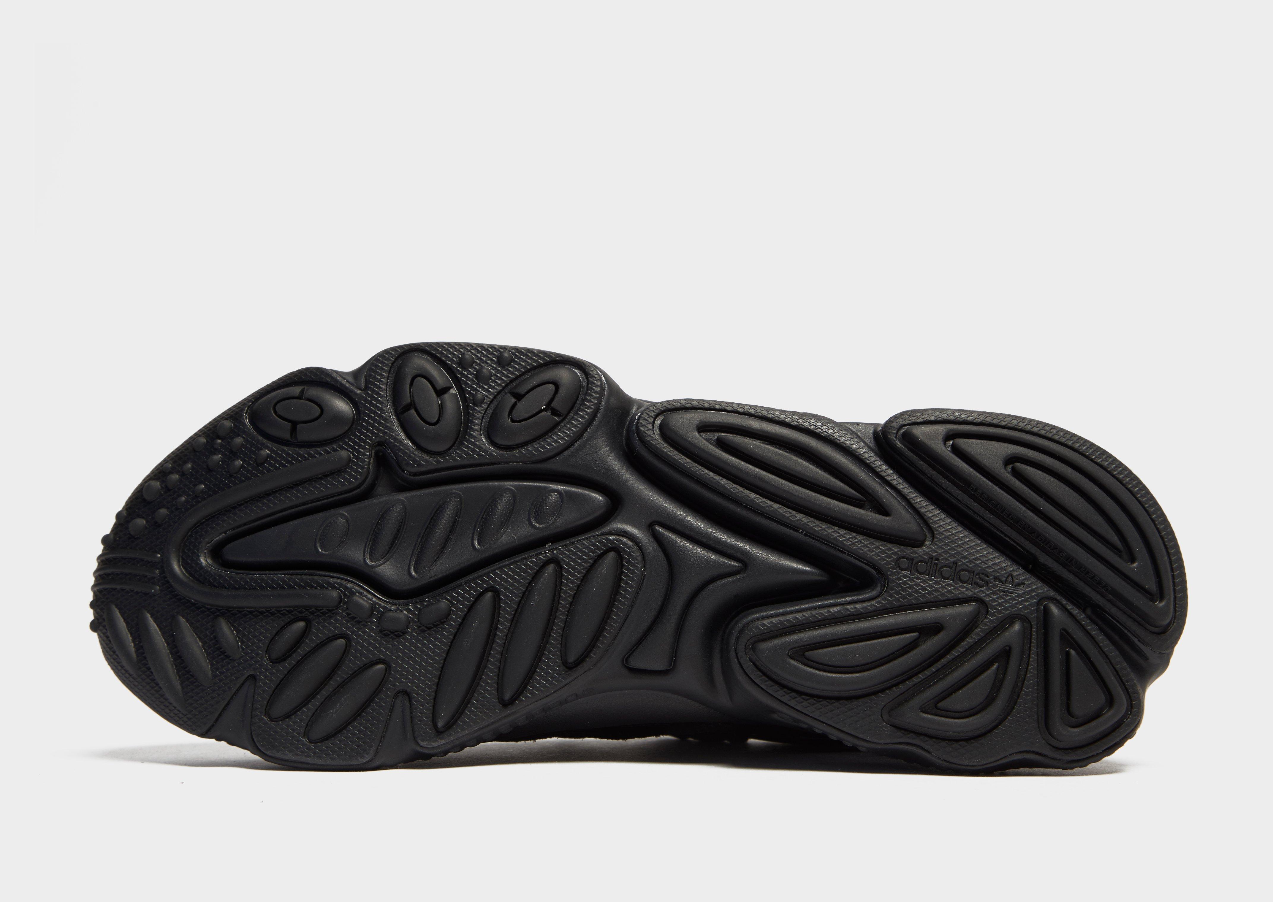 Adidași pentru bărbați ADIDAS OZWEEGO EE6999 Negru