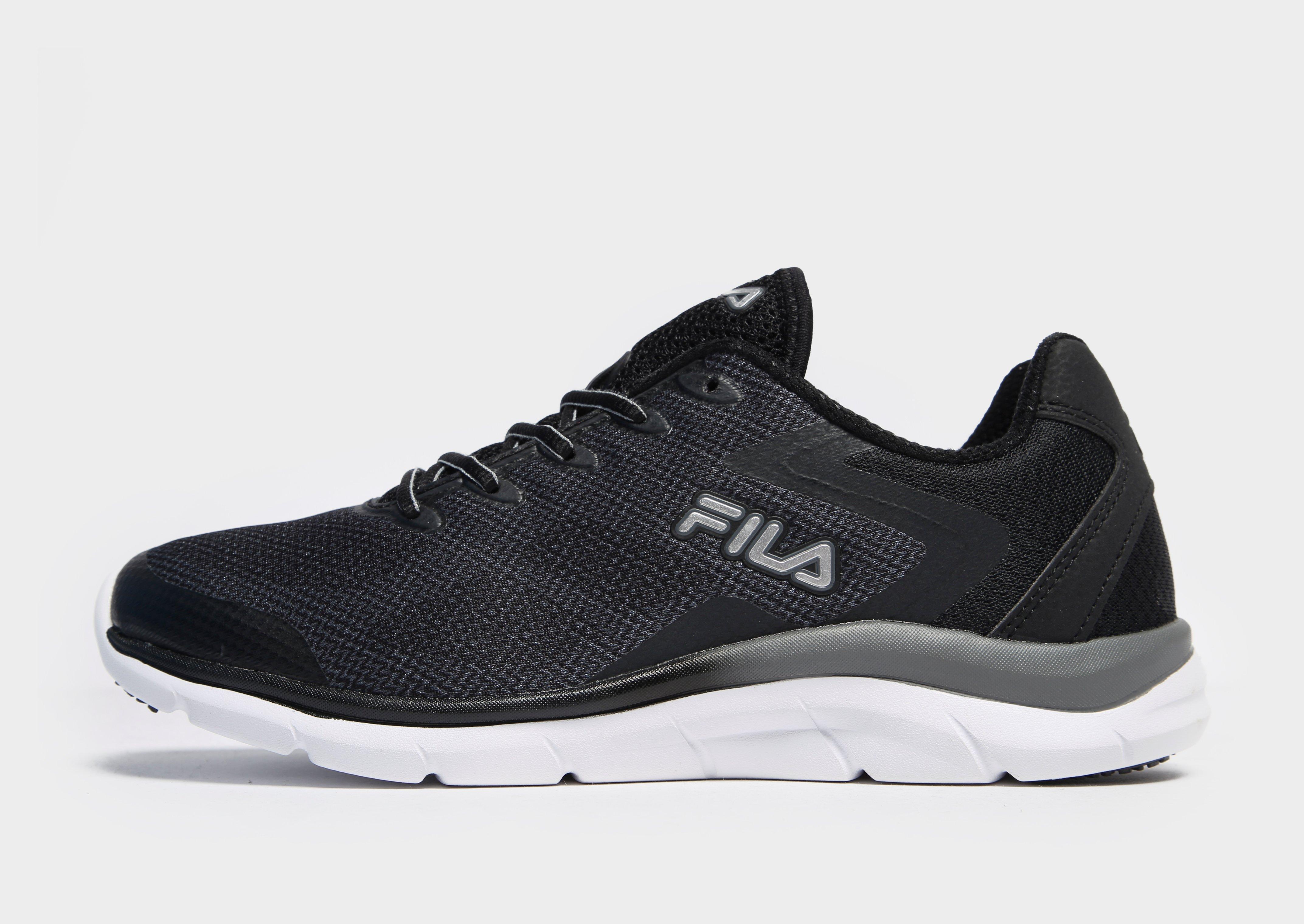 mens black fila trainers