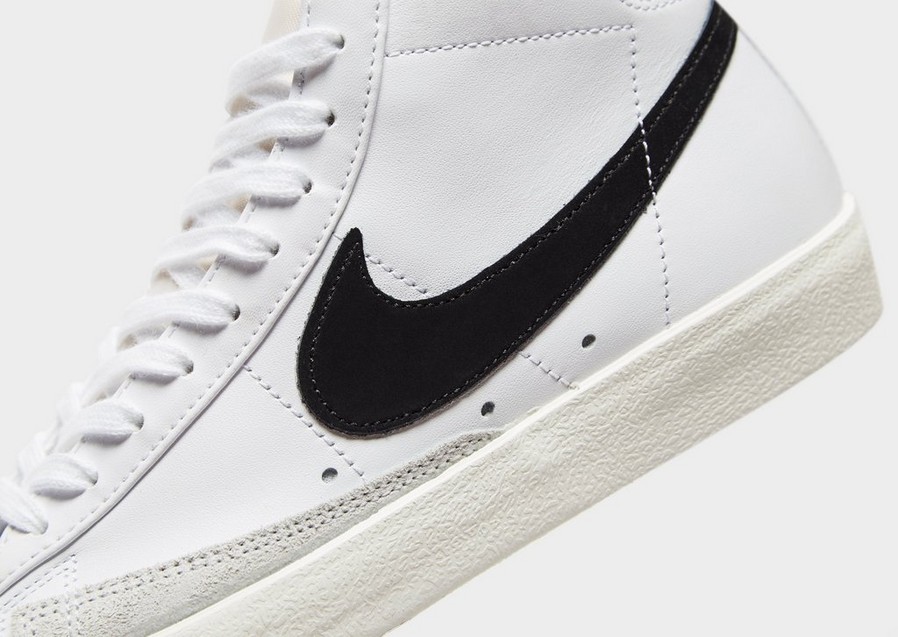 Női sneakers NIKE BLAZER MID '77  CZ1055-100 Fehér