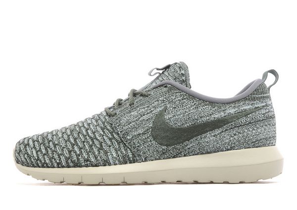 roshe one flyknit