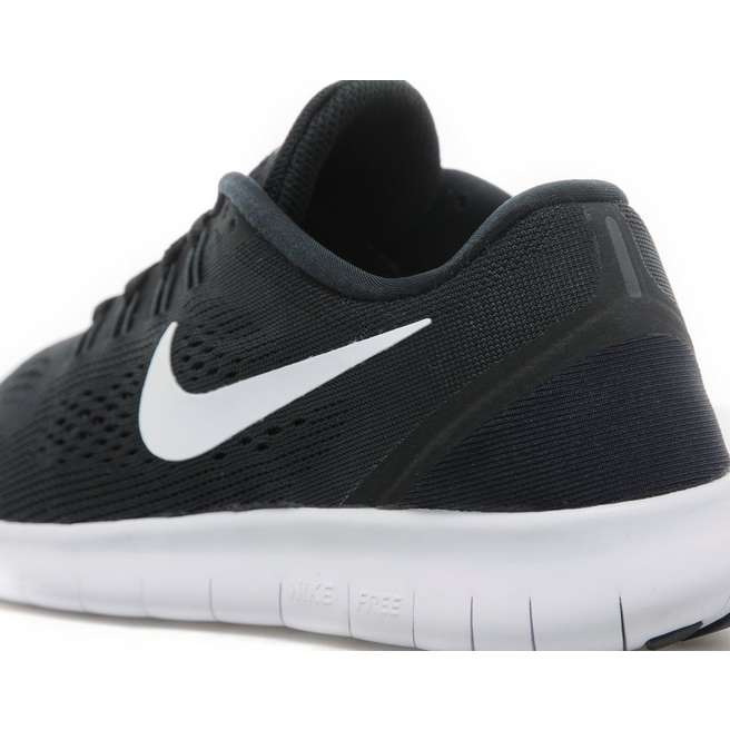 nike free run womens size 8